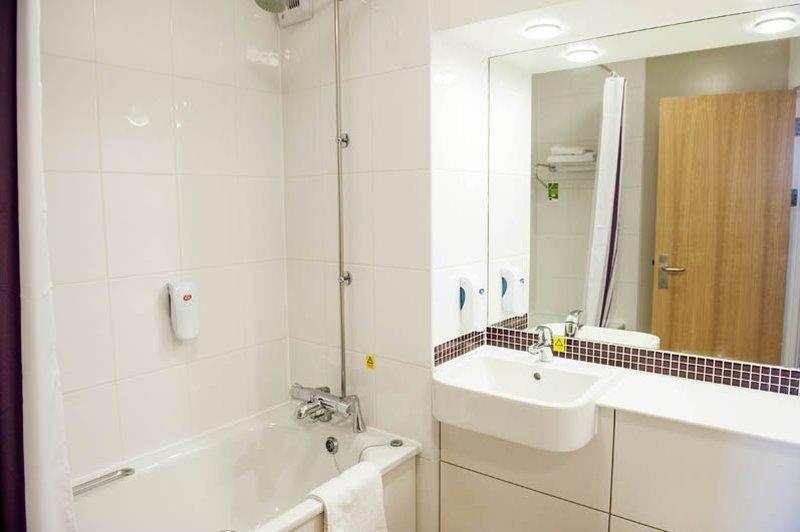 Premier Inn Premier Inn Southend Airport المظهر الخارجي الصورة